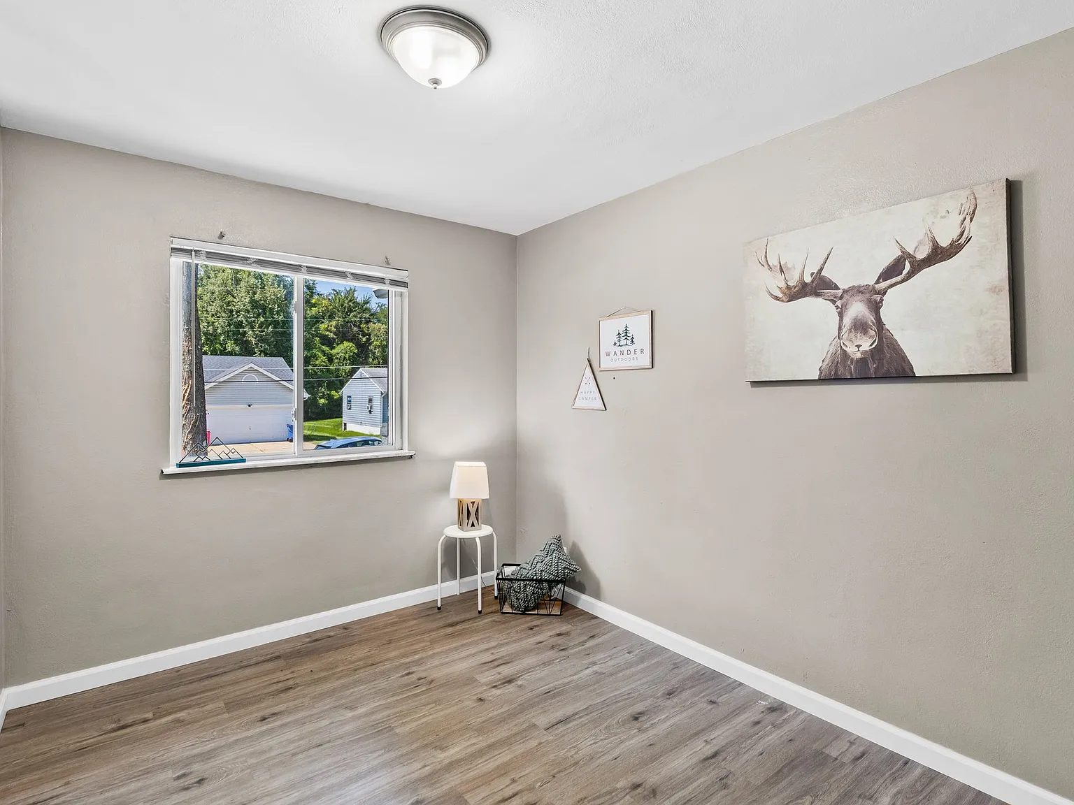 10 Valley Rd — Photo 3