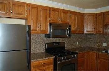 3rd image of 715 Montezuma Dr