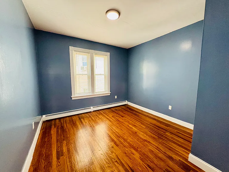 61 Cypress St #2 — Photo 11