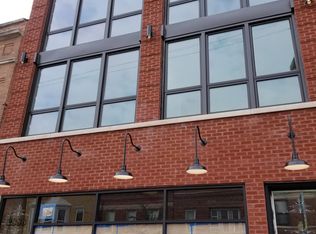 2886 N Milwaukee Ave UNIT 2R, Chicago, IL 60618