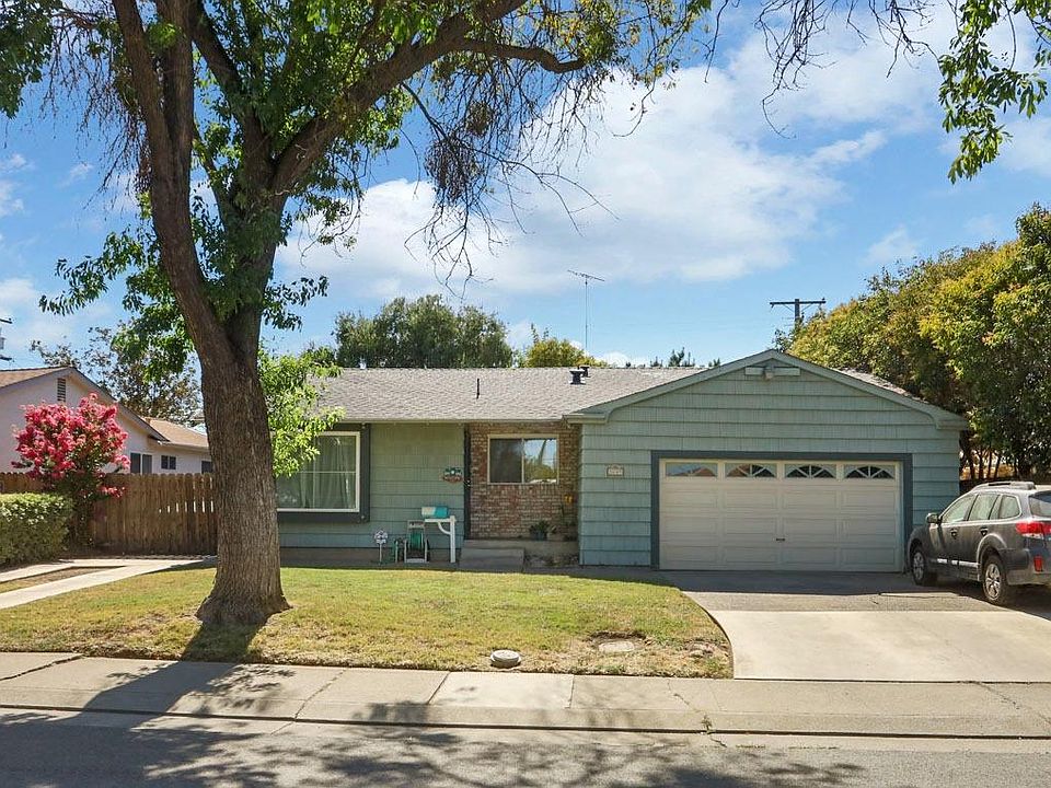 1st image of 5449 Holiday Dr