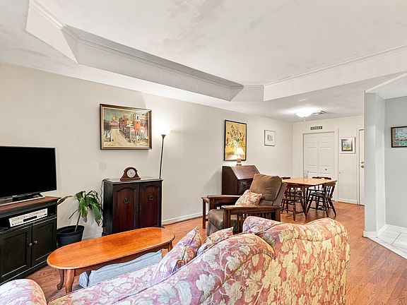 4th image of 26 School St APT 204