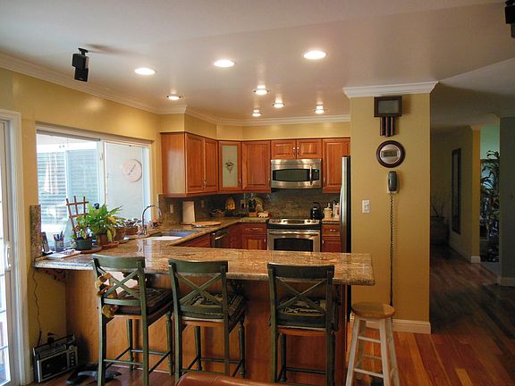 3rd image of 8010 Surrey Ln