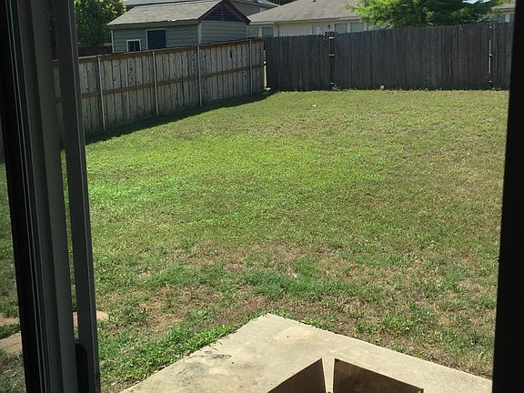 5th image of 3408 Sherbrooke Pl