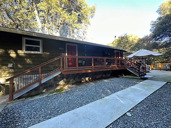 3rd image of 42763 Hot Springs Drive