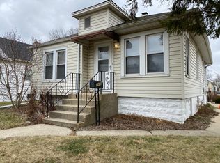 1902 Cora St, Crest Hill, IL 60403
