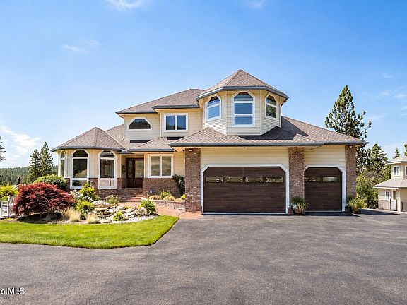 3rd image of 18634 W Quail Ln