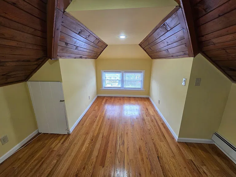 5 Bay Ave #2 — Photo 17