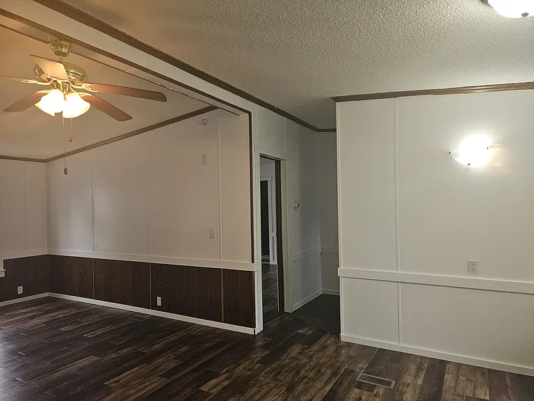 2096 N State Rd #44 — Photo 2