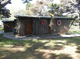 33280 Ophir Rd, Gold Beach, OR 97444