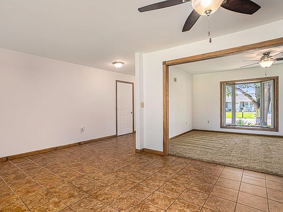 5th image of 8693 S Century Ave