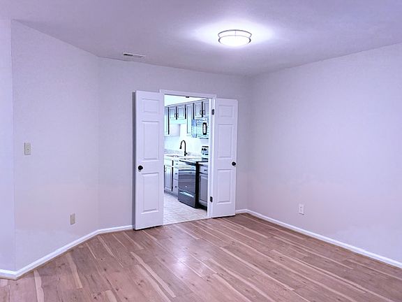 2nd image of 111 Greenmeadow Ln