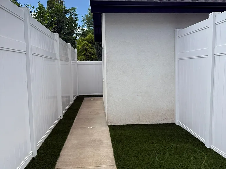 18312 Jovan St — Photo 10