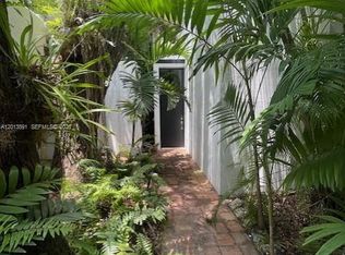 3026 Day Ave #3026, Miami, FL 33133