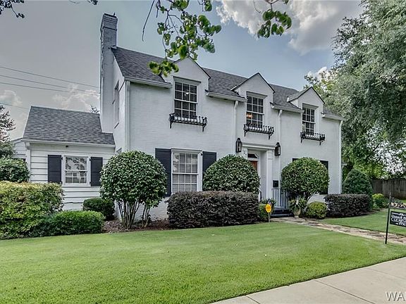 4th image of 27 University Cir