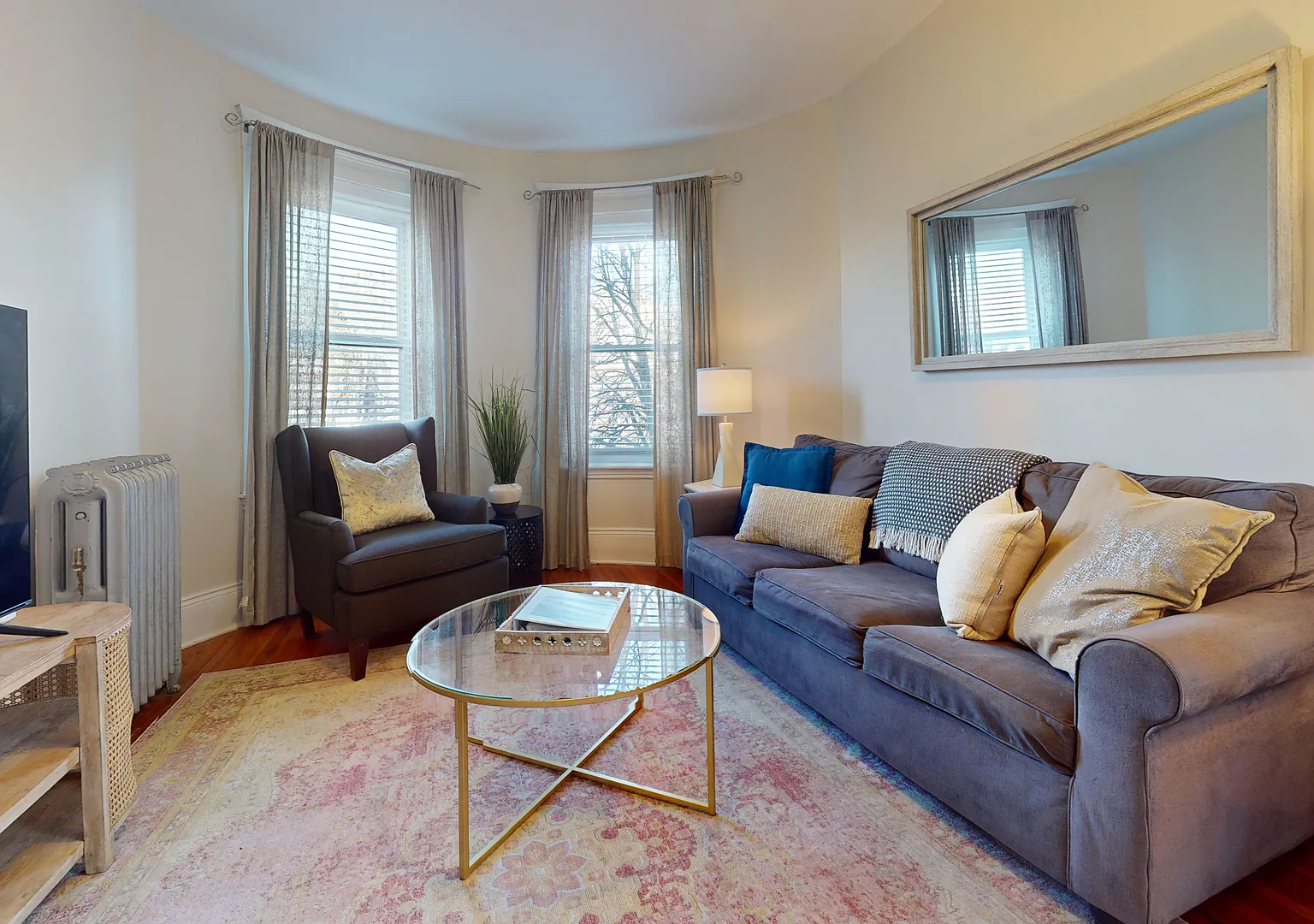 1 bed, 900 sqft, $4,725 — Photo 2