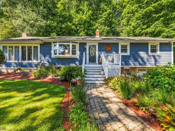 18 Fox Hollow Ct, Vernon Twp., NJ 07462