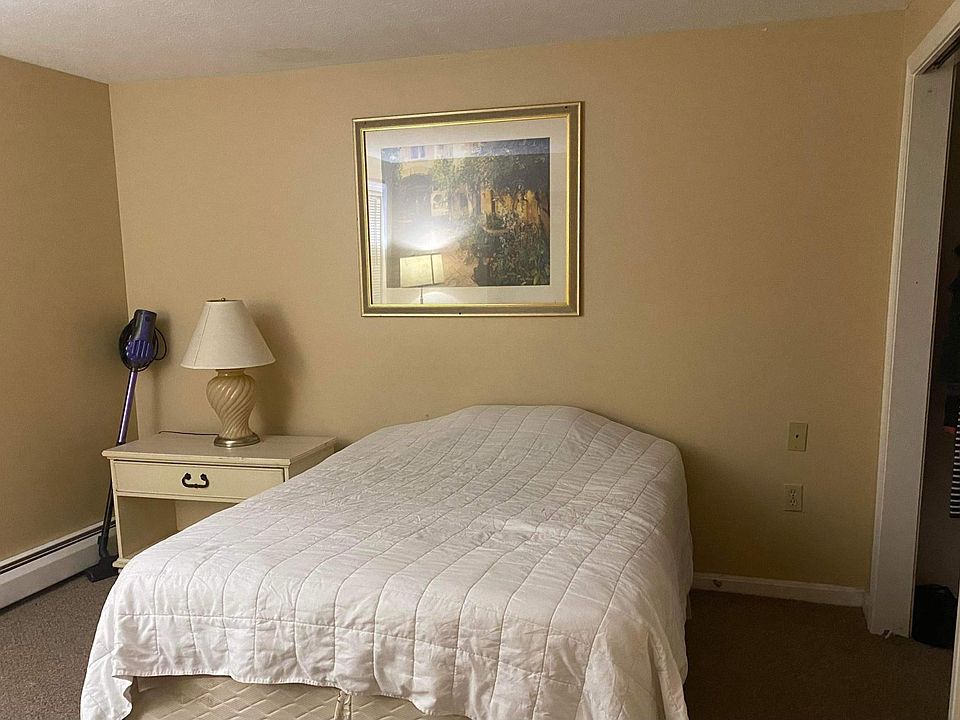1st image of 14 Foote St #1