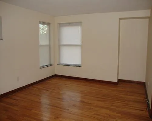 3918 Jamieson Ave #1F — Photo 4