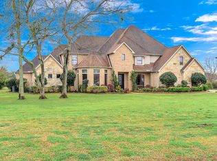 2411 Sandy Point Dr, Richmond, TX 77406