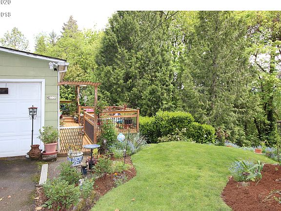 3rd image of 6403 Tomkins Ct