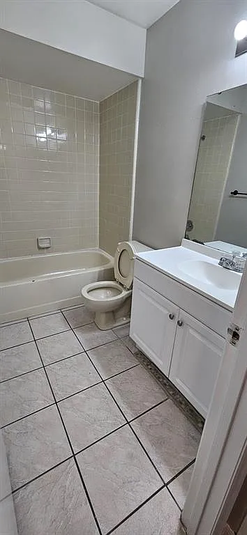 2 bed, 2.0 bath, 991 sqft, $1,550 — Photo 4