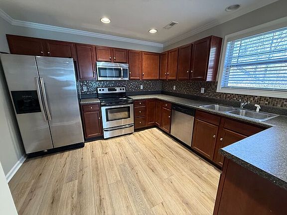 5th image of 1124 Gilbert Station Ln