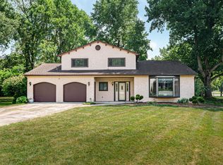 5861 Effingham Rd, Columbus, OH 43213