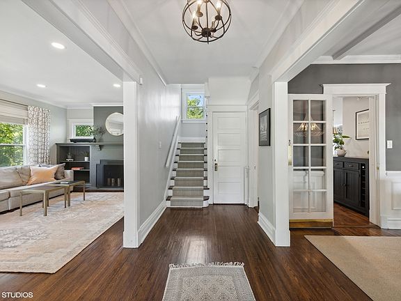 4th image of 4303 Grand Ave