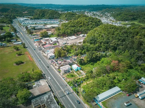 2 Maguallo Dm #26.5, Dorado, PR 00646