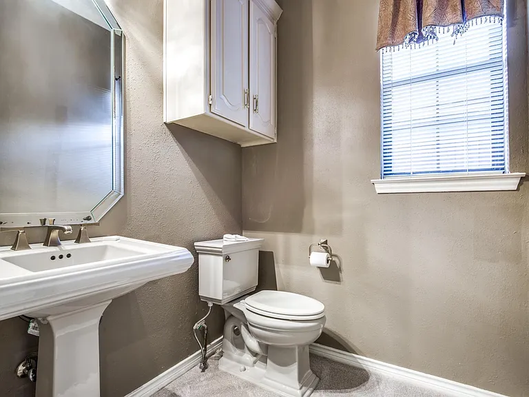 guest half bath