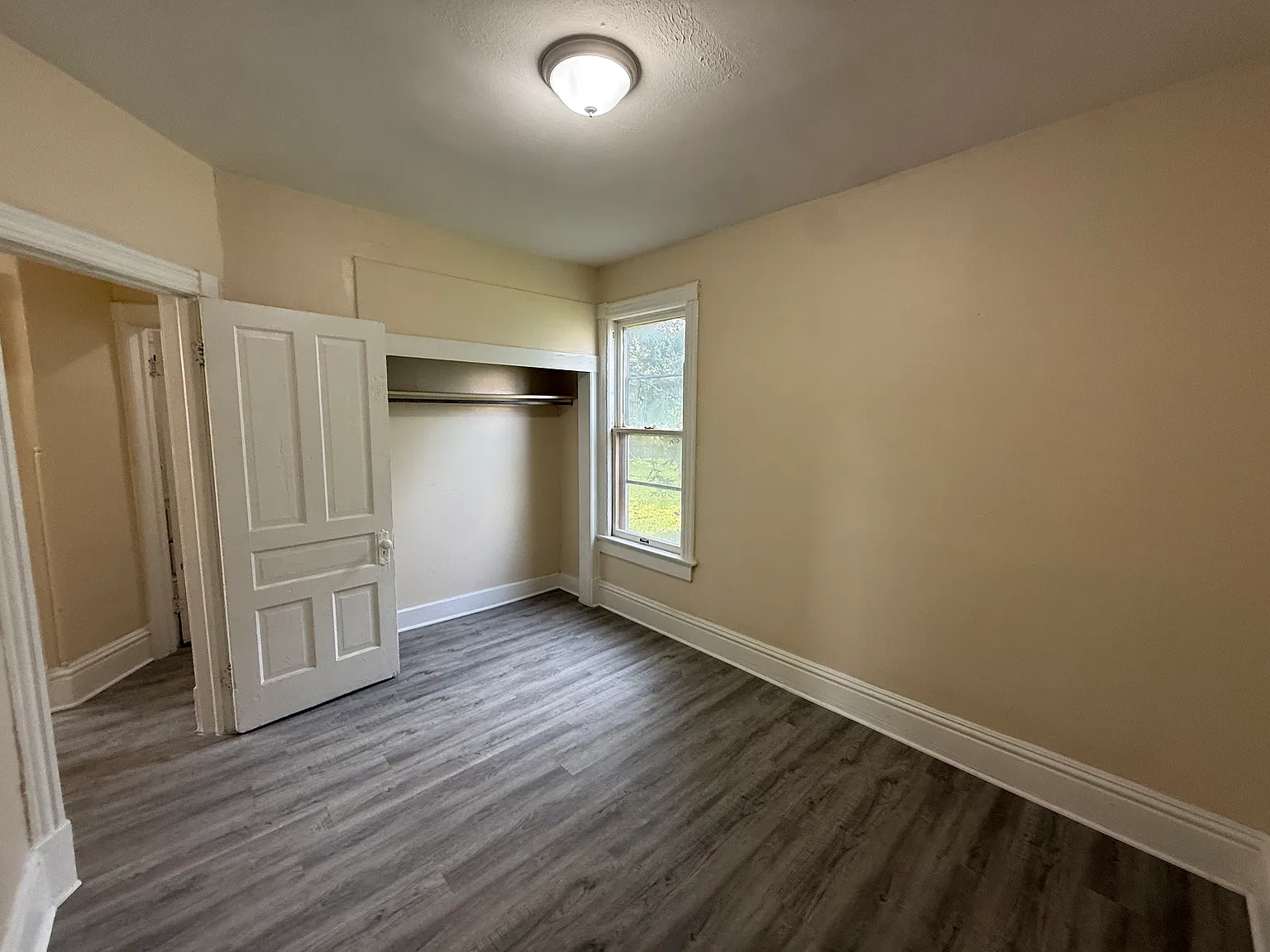 3911 W Vliet St — Photo 1