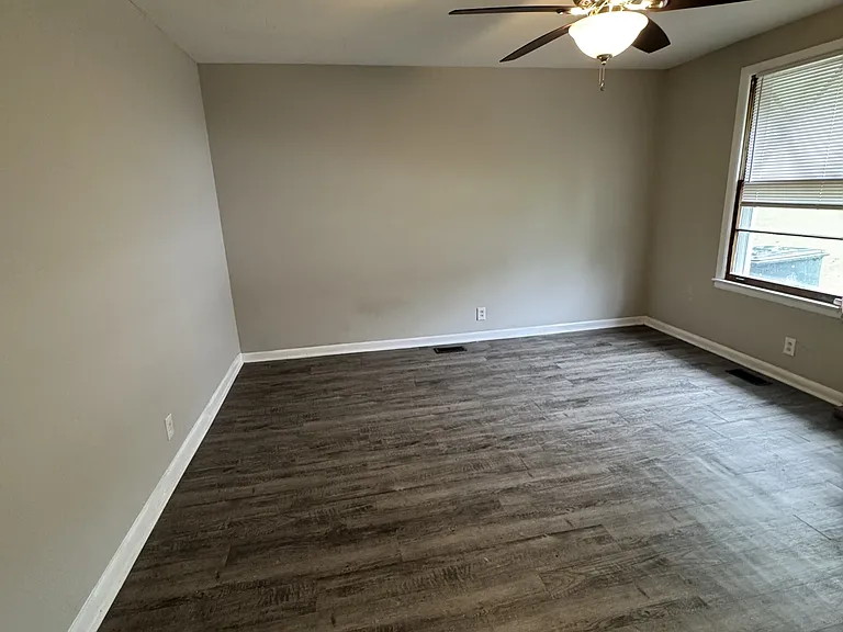 541 Ben Allen Rd — Photo 8