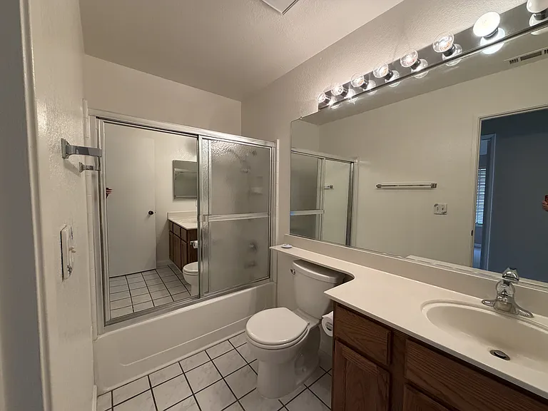 501 Sears Dr — Photo 4