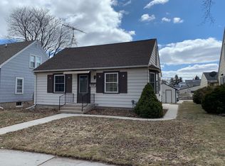337 Prospect Ave, Sheboygan Falls, WI 53085