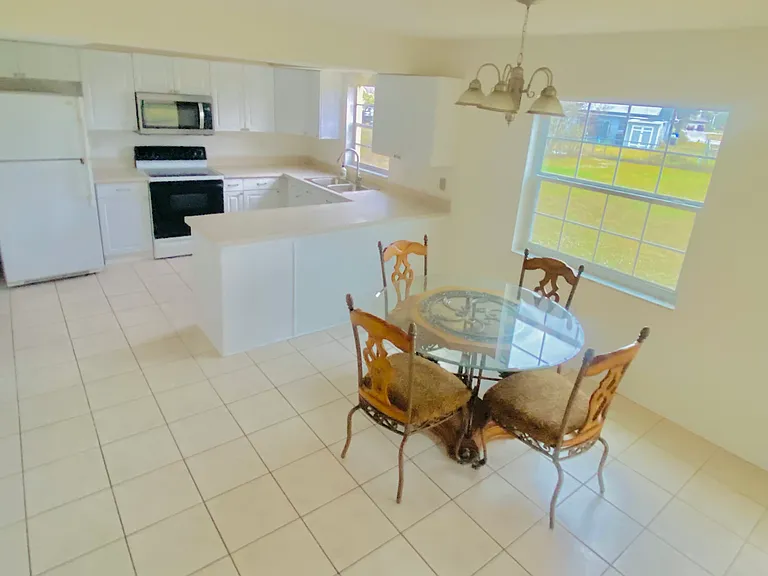 4308 Lamancha Cir — Photo 2