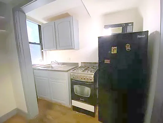 Rented by Manhattan Spaces | media 31