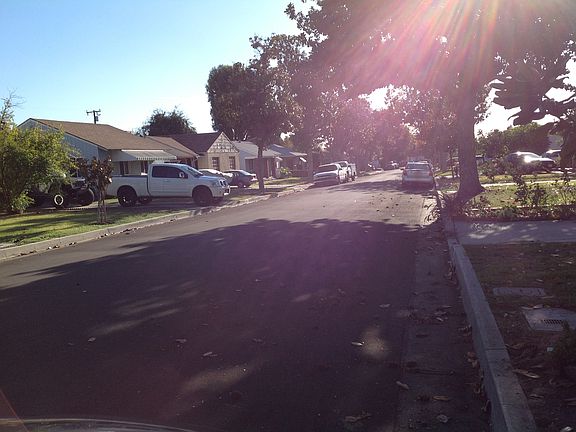 Boyar Ave