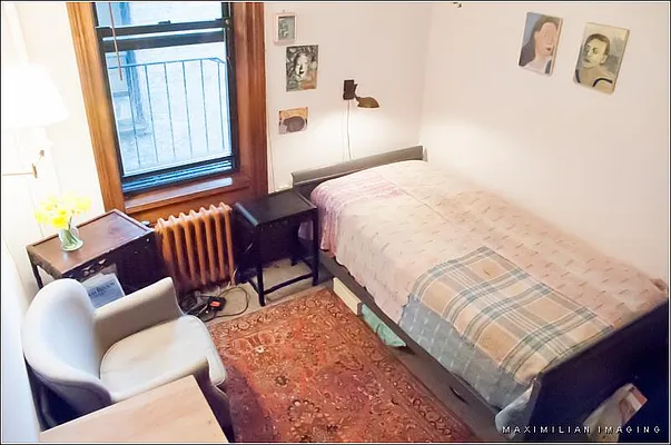 Sold by Bank Neary | media 6