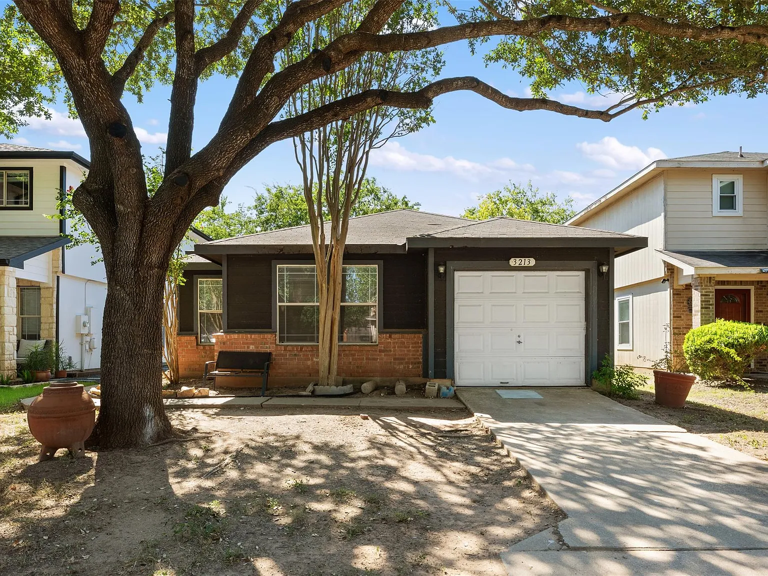 4 bed, 2.0 bath, 1448 sqft, $1,850 — Photo 3