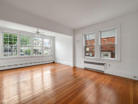 3rd image of 241 Beach 125th St
