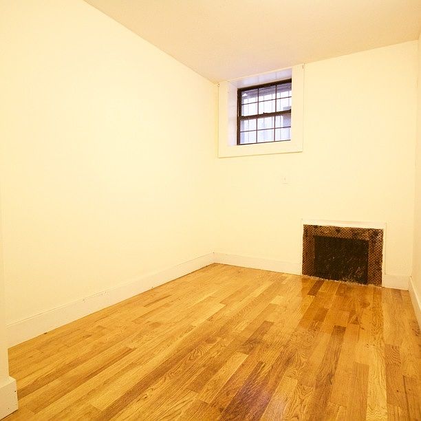 1st image of 360 Franklin Ave #01RM