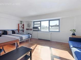 235 Adams St #9E, Brooklyn, NY 11201