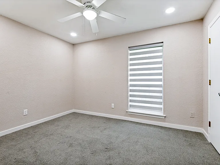3055 Panhandle Dr — Photo 17