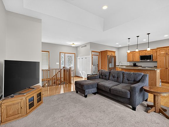 5th image of 4629 Summit Pointe Pl NW