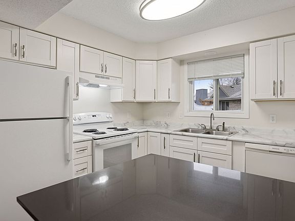 4th image of 10550-10590 Kumquat St NW #13