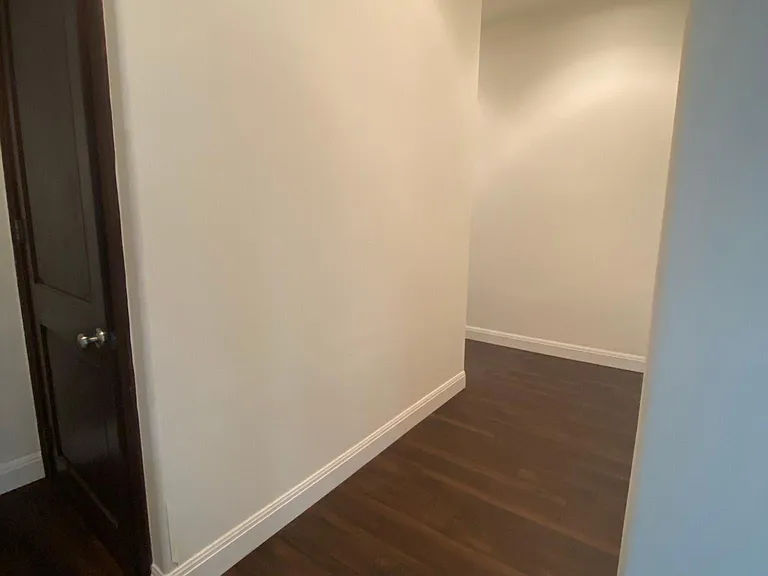 407 Jordan Dr — Photo 15