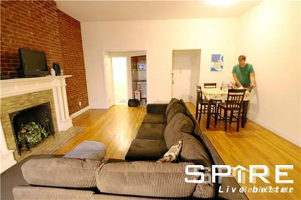 Rented by Spire Group | media 10