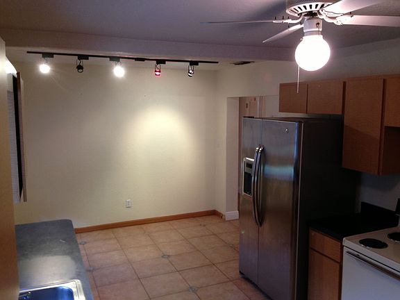 2nd image of 417 E Gulley Ave