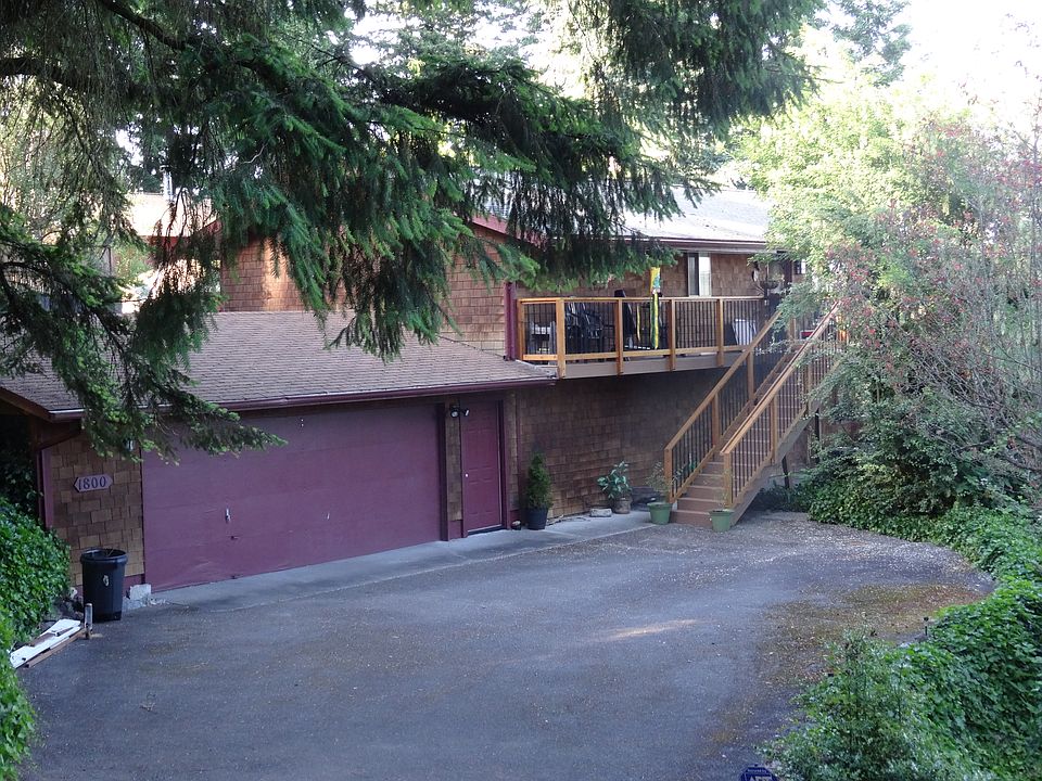 1st image of 1800 Vista Ln W